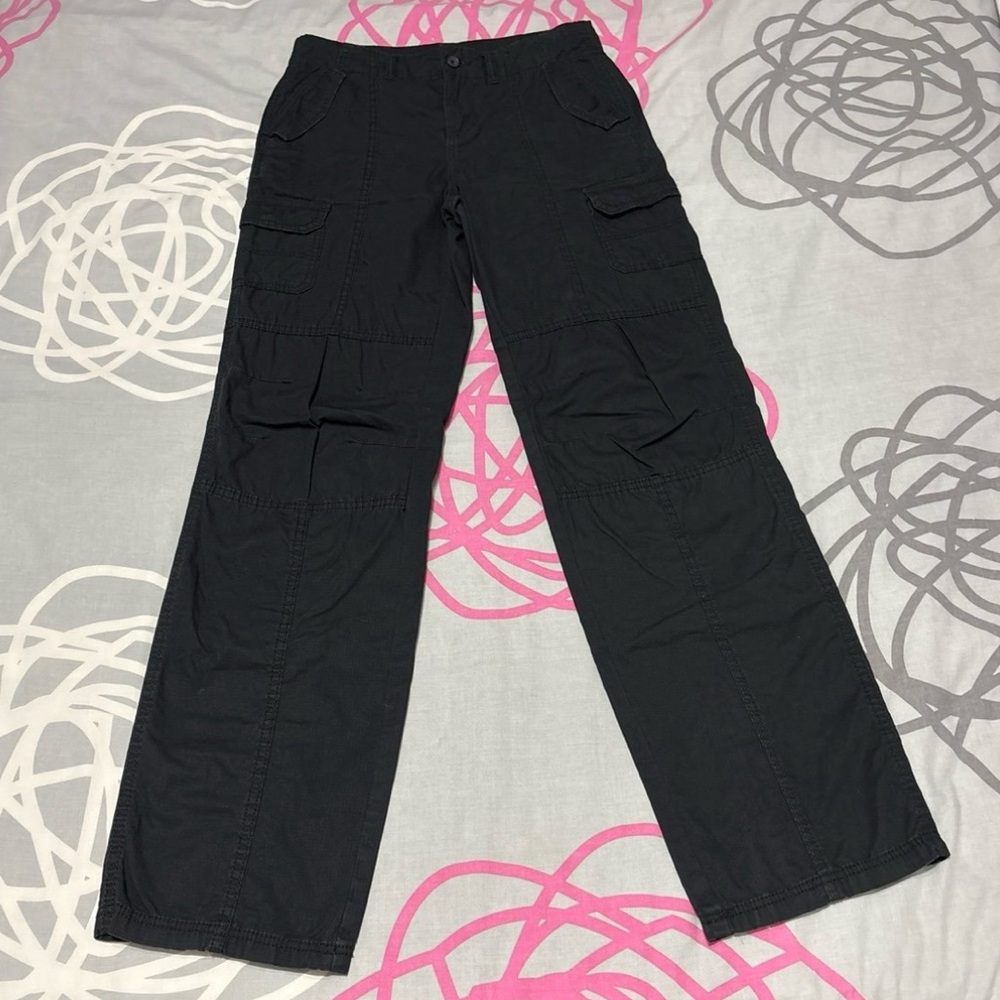 H&M Black Low-Waist Cargo Pants